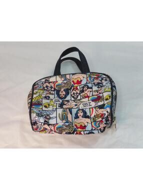 Limited Ed.Wonder Woman CosmeticBag London New York DC Comic